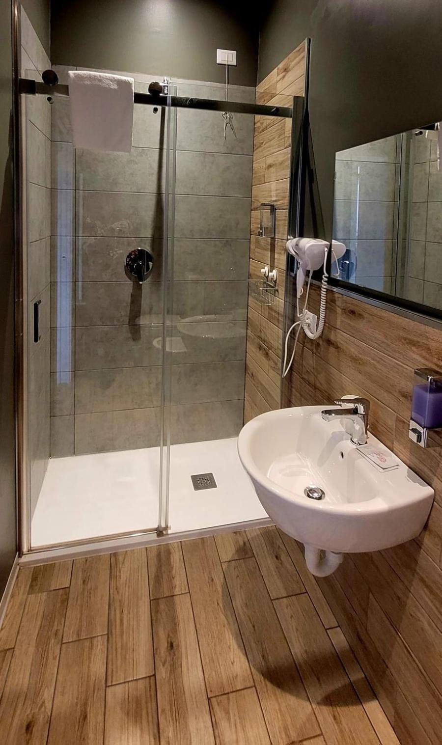 Al Binario Brescia Hotell Exteriör bild