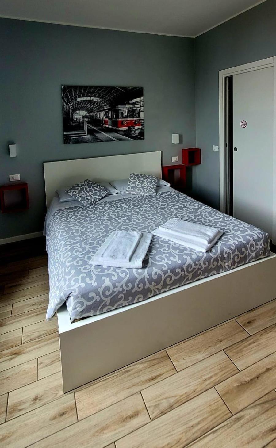 Al Binario Brescia Hotell Exteriör bild